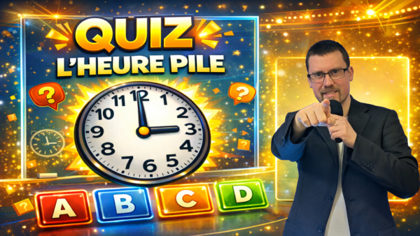 Vignette du Quiz des SuperCrocos sur l’heure pile, décor de jeu TV, grand texte « QUIZ L’HEURE PILE », horloge analogique indiquant 3h, boutons A B C D et présentateur pointant vers la caméra.